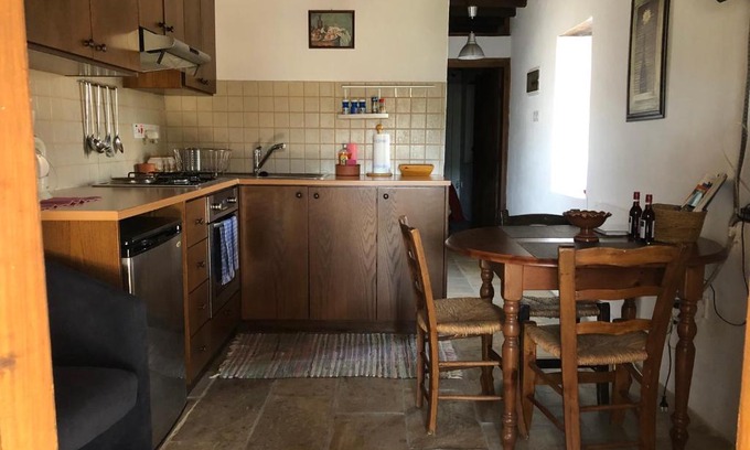 Episkopi Apartment | ANOI 1-bedroom country House