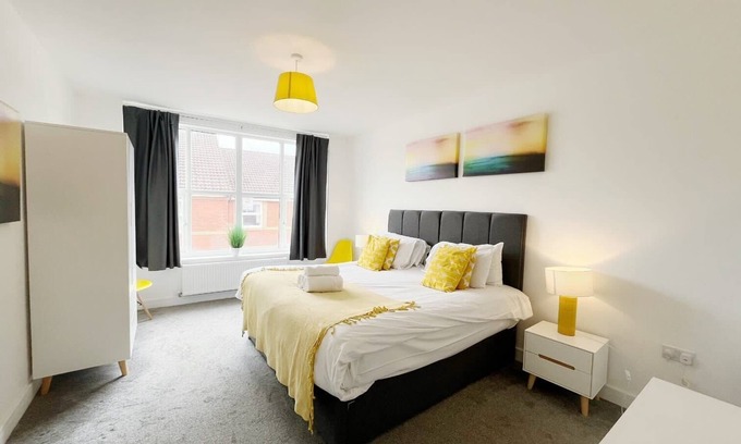 Easton Apartment | Anstey Heights - Apartment 8 - Hopewell