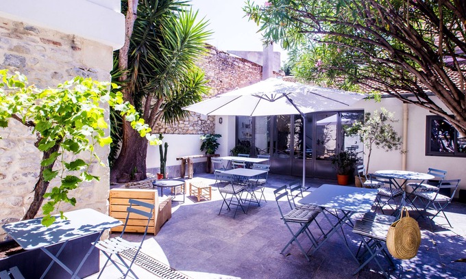 Quartier Administrations House | Antichambre
