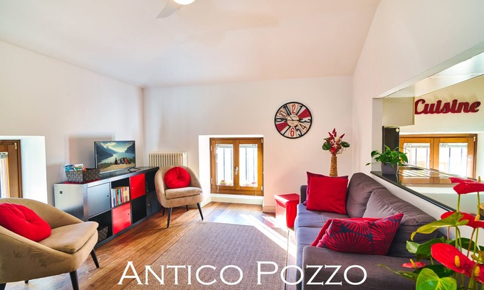 Riva del Garda Apartment | Antico Pozzo Apartment- historical centre- free wi-fi and car park