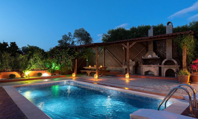Filerimos Villa | Antico Rosso Villa