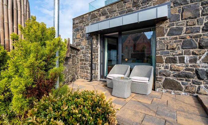 Portrush Bed & Breakfast | Antrim House Guest Rooms & Suites