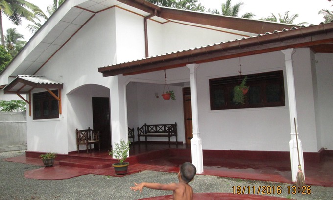 Hikkaduwa Villa | Anura Villa holiday home