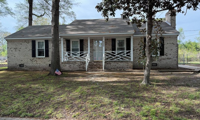 Chesapeake House | Anyone looking for 30 days or more pls contact me via VRBO for special pricing.