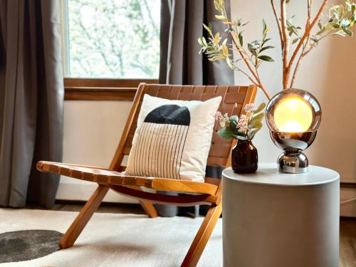 Mill River Apartment | AO Destinations - Wooster Street in Little Italy New Haven