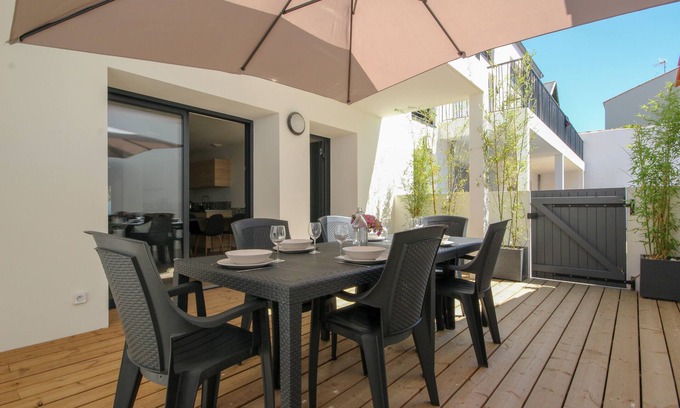Saint-Gilles-Croix-de-Vie Apartment | Apartment-Apartment-Wet room-Terrace