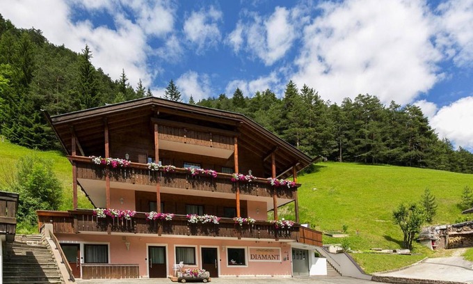 Santa Cristina Val Gardena Apartment | Apartments Diamant, Santa Cristina