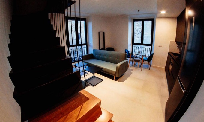 Villanueva de la Serena Apartment | Apartamentos Plaza de España 6
