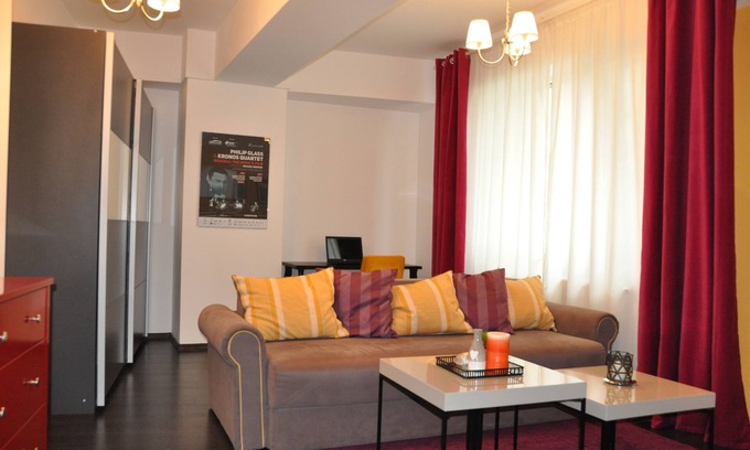 Sector 5 Apartment | Apartament in bloc la 2km de Casa Poporului
