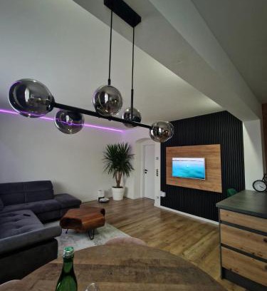 Knittelfeld Apartment | Apartament near RedBull Ring City TAX included in nightly rate, Self-check-in