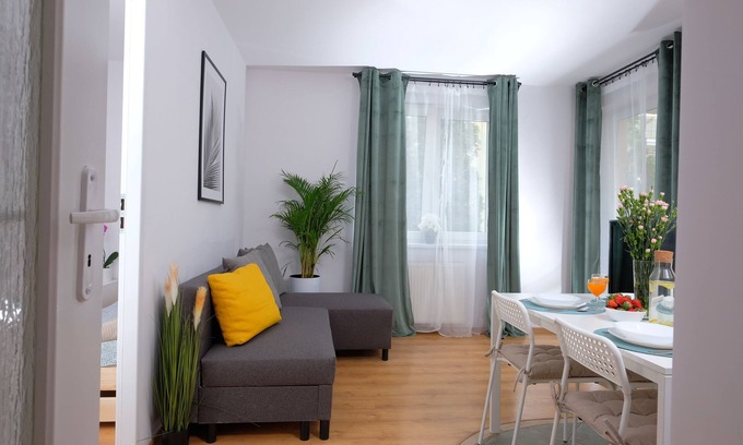 Opole Apartment | Apartament Słoneczny 9 (VAT Invoice)