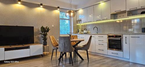 Ketrzyn Apartment | Apartament w Centrum z widokiem na jeziorko
