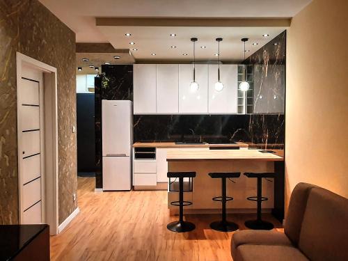 Nowe Miasto Apartment | Apartament Warta Towers z parkingiem