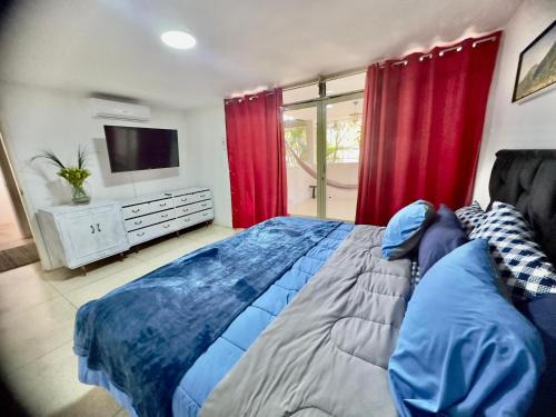 Baruta Apartment | Apartamento Único en Caracas 3 habitaciones, 3 baños, terrazas, hamaca, estacionamiento, smartv, wifi y una decoración brutal estilo Art Déco - Moderno