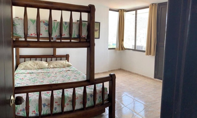 Santa Marta Apartment | Apartamento en Santa Marta, Rodadero! Piso Alto!