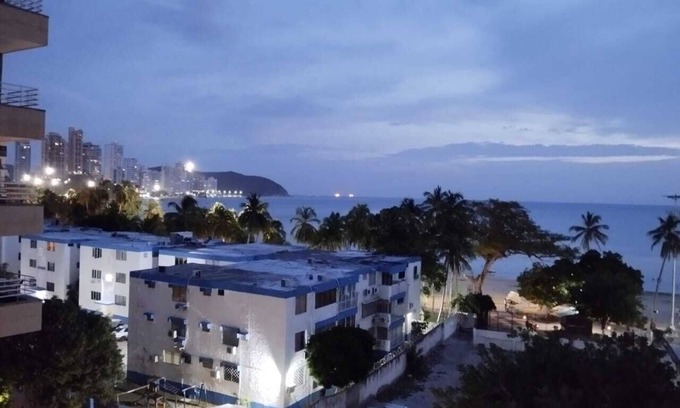 Comuna 3 Apartment | Apartamento Frente al Mar, en la Ciudad de Santa Marta Rodadero