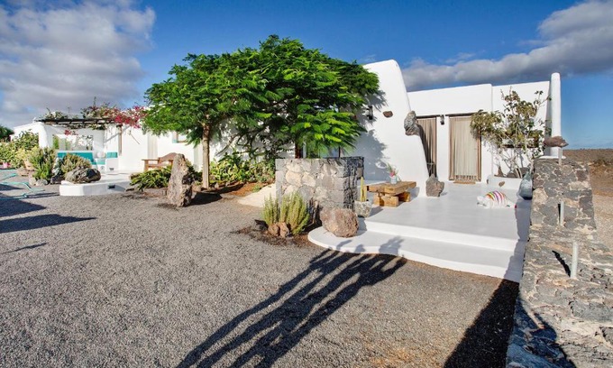 Arrecife Apartment | Apartamento La Higuera