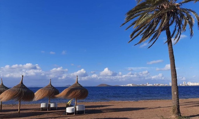 Playa Paraiso Apartment | Apartamento Primera Línea de Playa en Playa Honda- La Manga del Mar Menor
