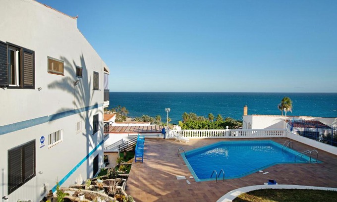 Playa del Aguila Apartment | Apartamento Sol Del Sur