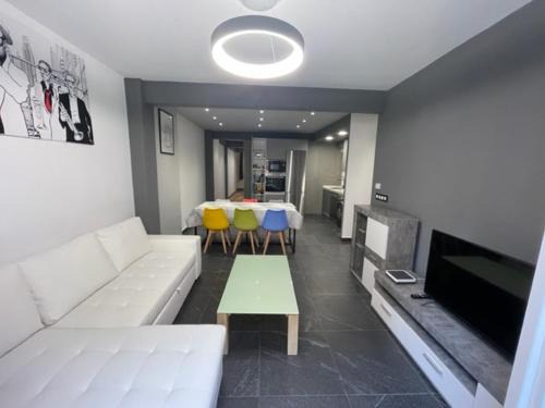 Logrono City Centre Apartment | Apartamento TROMPETA !PARKING PRIVADO GRATUITO!