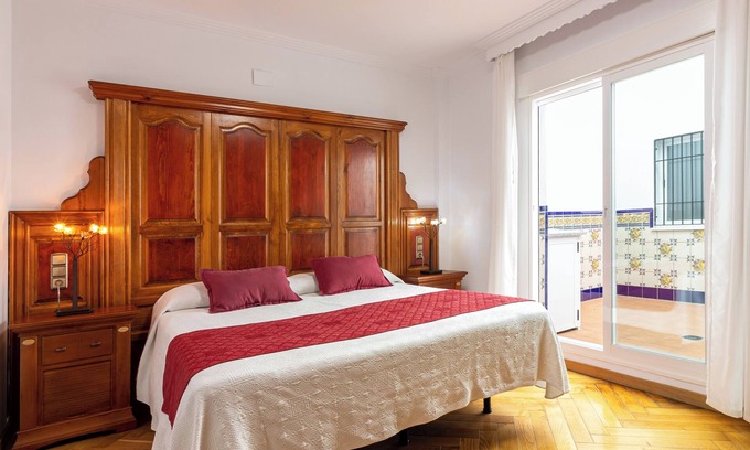 Salobrena Apartment | Apartamentos Avenida Tropical by Bossh