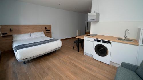 Cornellana Apartment | Apartamentos Puerta de Occidente