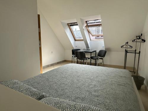 Poznan City Center Bed & Breakfast | Apartamenty Gołębia-Budget