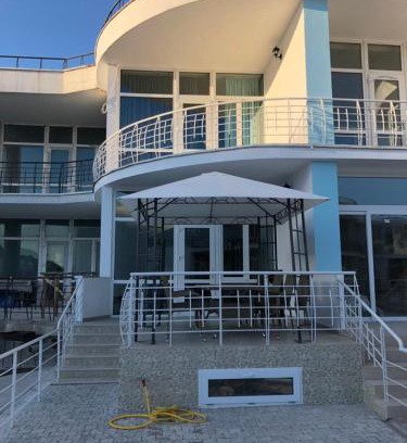 Karolino-Bugaz Apartment | Apartamenty u moria