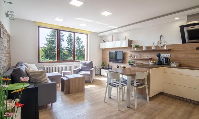 Breclav Apartment | Apartmán U nás doma