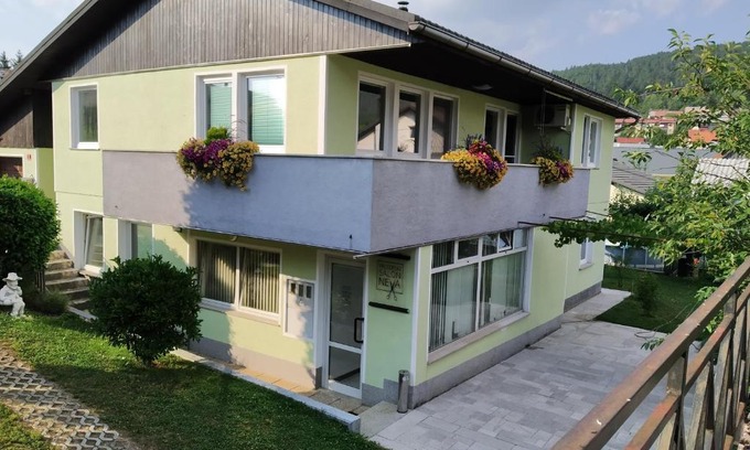 Cerknica Apartment | Apartma JERMAN - Cerknica