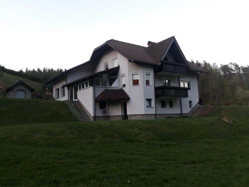 Dravograd Apartment | Apartma Juteršek