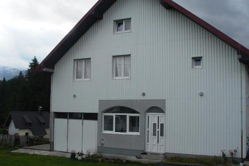 Pitomine Apartment | Apartmani panorama