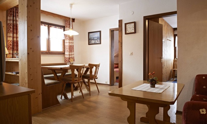 Bonndorf Apartment | Apartment 'Ferienwohnung 7' with Shared Terrace, Shared Garden and Wi-Fi