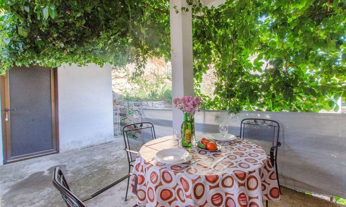 Zastrazisce Apartment | Apartments and Rooms Stjepan (31771-A3) - Zastrazisce - island Hvar