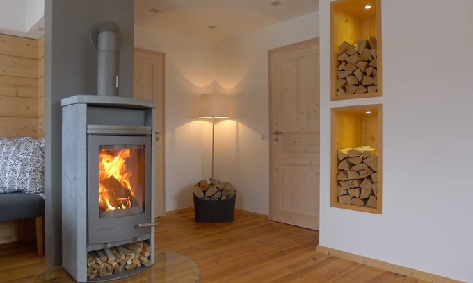 Garmisch-Partenkirchen Apartment | APARTMENT WITH BAVARIAN CHARM AND ADVANTAGES OF MODERNITY - UNWIDE FROM THE TOP SKI AREA