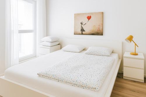 Karlova Ves Apartment | Apartmen Karlove 3 rooms free parking, family friendly, near center