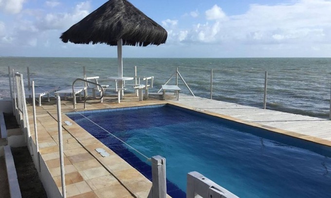 Maria Farinha Apartment | Apartment 03 front/sea view, 1st floor, 2 suites and 1 bedroom. Solar Maradentro