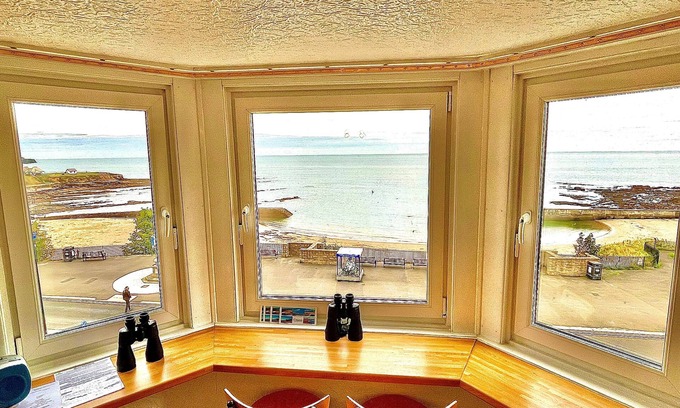 Cullercoats Apartment | Apartment 1 of 6 Panoramic view of beaches for 4
