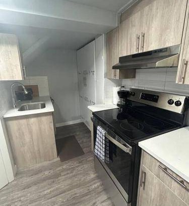 Highland Park Apartment | Apartment ∙ 2 bedrooms ∙ 4 guests