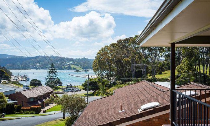 Narooma Apartment | Apartment ∙ 2 bedrooms ∙ 4 guests