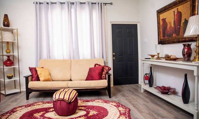 Albion Villa | Apartment 2 @ Top Bay Apartments