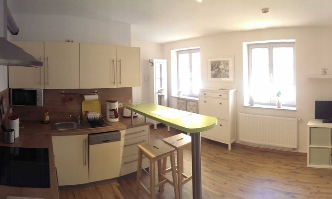 Erfurt Old Town Apartment | Apartment 2 Yarrow/1st floor maisonette - Holiday apartments in the house Zur güldenen