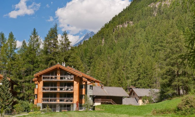 Zermatt Apartment | Apartment ∙ 3 bedrooms ∙ 6 guests
