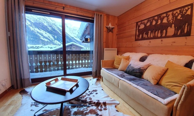 Les Praz-de-Chamonix Apartment | Apartment 4/6 people in Chamonix - Mont Blanc view