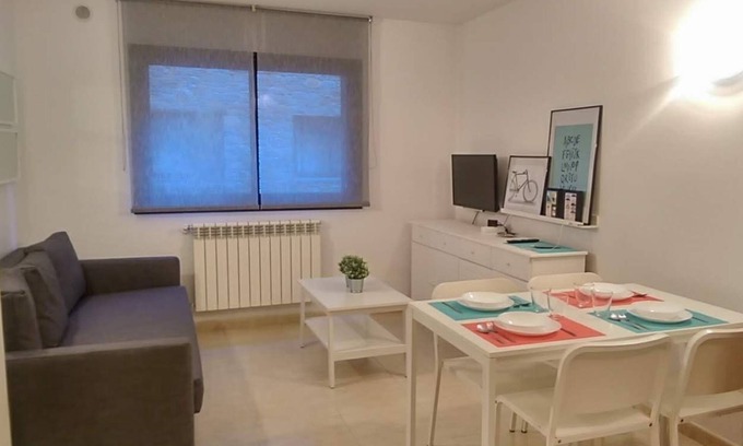 El Tarter Apartment | Apartment 4 people in front of access to El Tarter slopes, parking and free WIFI