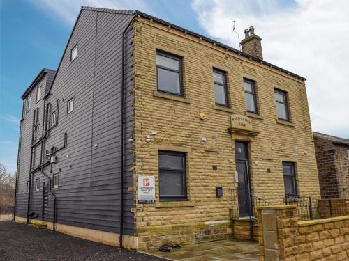 Huddersfield Apartment | Apartment 4 - Uk48907