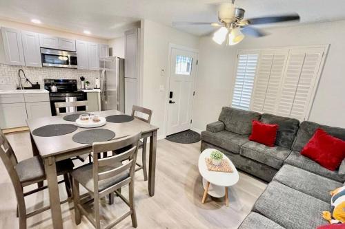 El Paso Apartment | Apartment A, Restful,Cozy, close Sunland Park Mall