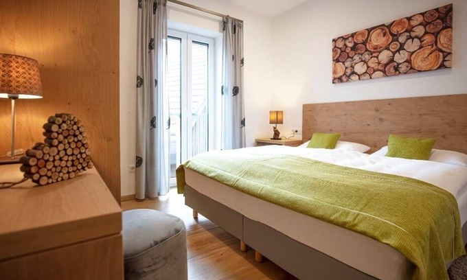 Kiesenberg Apartment | Apartment Abendsonne with balcony