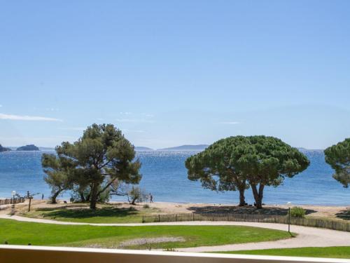 La Londe-les-Maures Apartment | Apartment Aigue Marine by Interhome