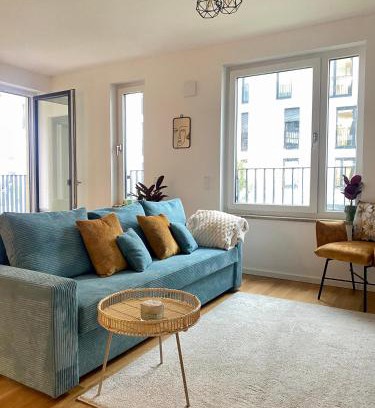 Schoenefeld Apartment | Apartment am Flughafen, Glasfaser-Internet, Waschmaschine